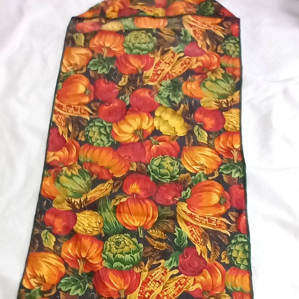 Autumn Table Runner - Picture 3 of 5